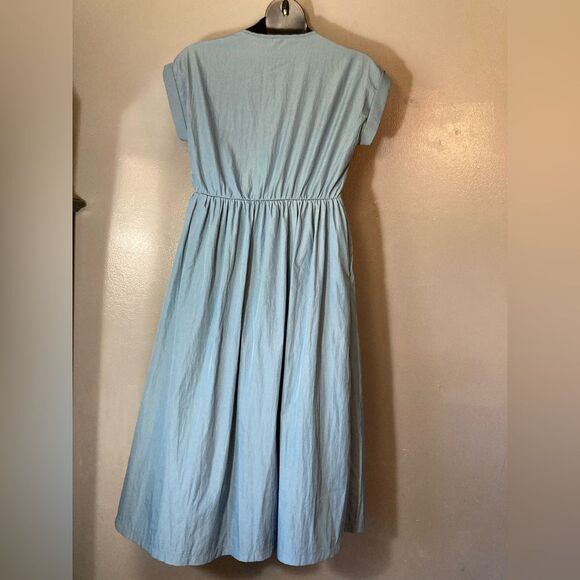 Light Blue Button-Up Dress - Picture 6 of 6